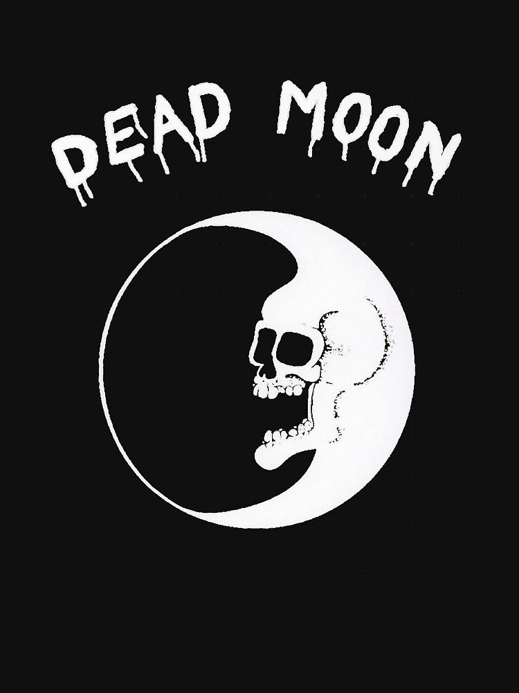 Dead Moon by BlossomCrumpt