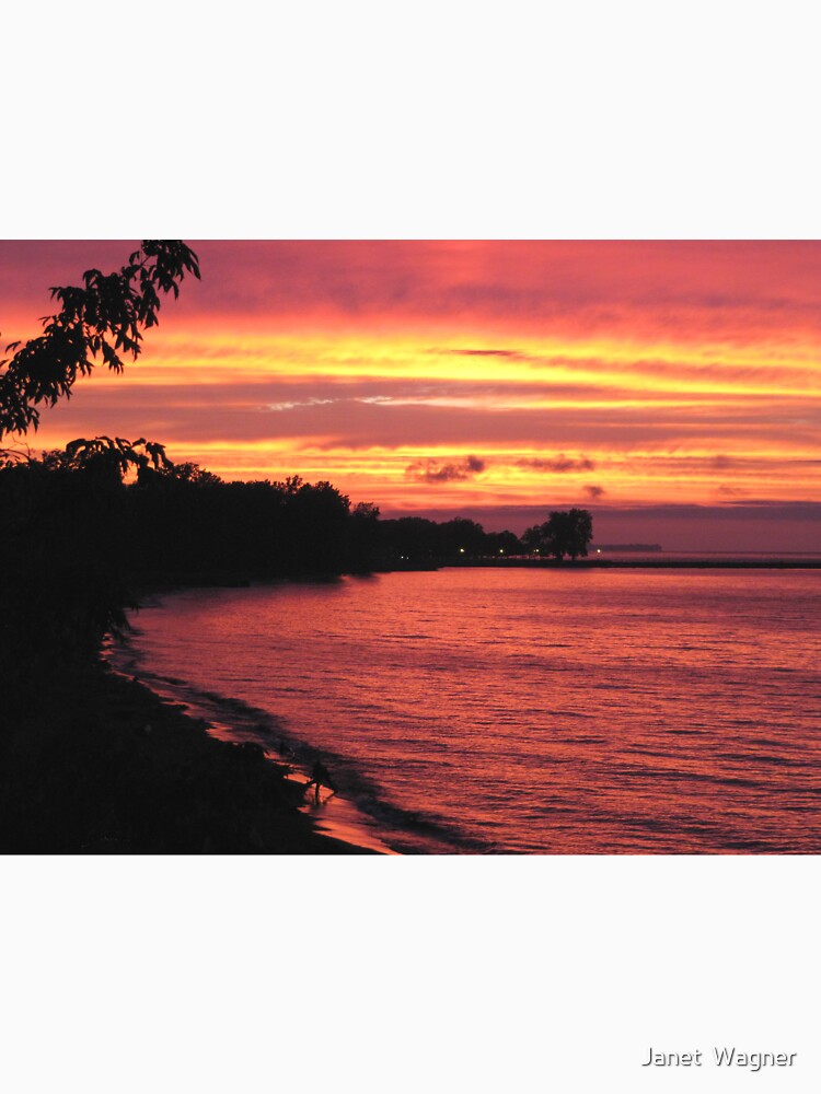 Lake Ontario Sunset by Janet  Wagner
