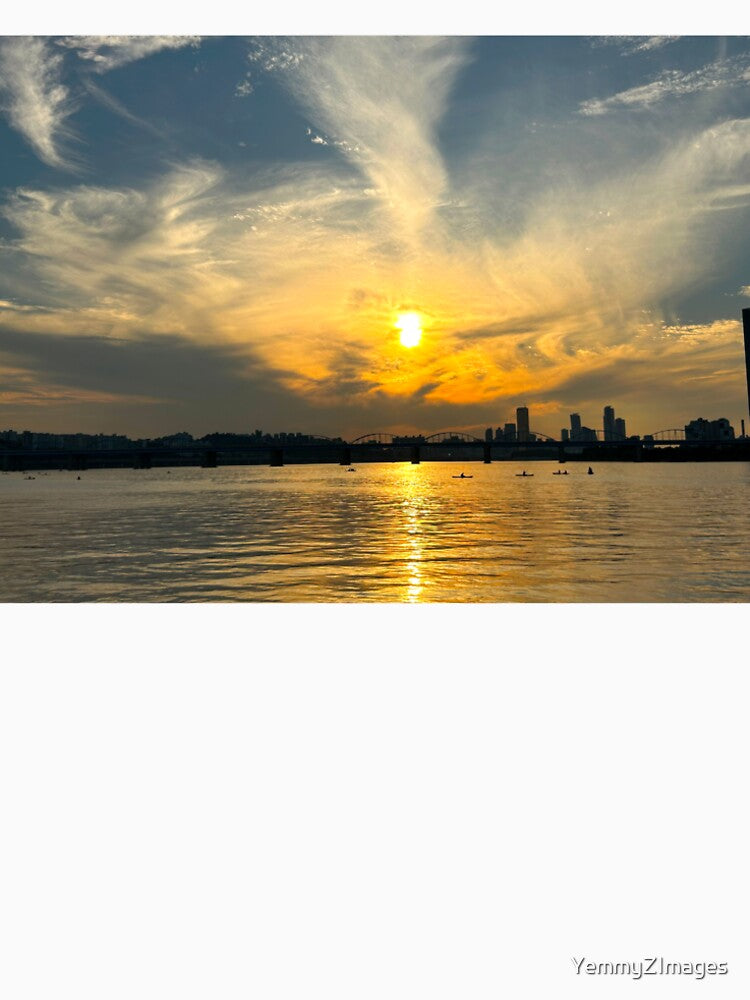 Seoul Sunset from Banpo Bridge | South Korea Travel Photography by YemmyZImages