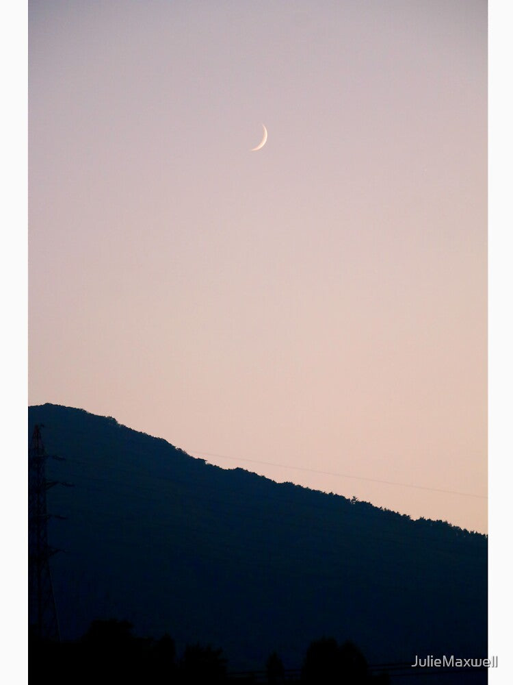 Crescent Smile by JulieMaxwell