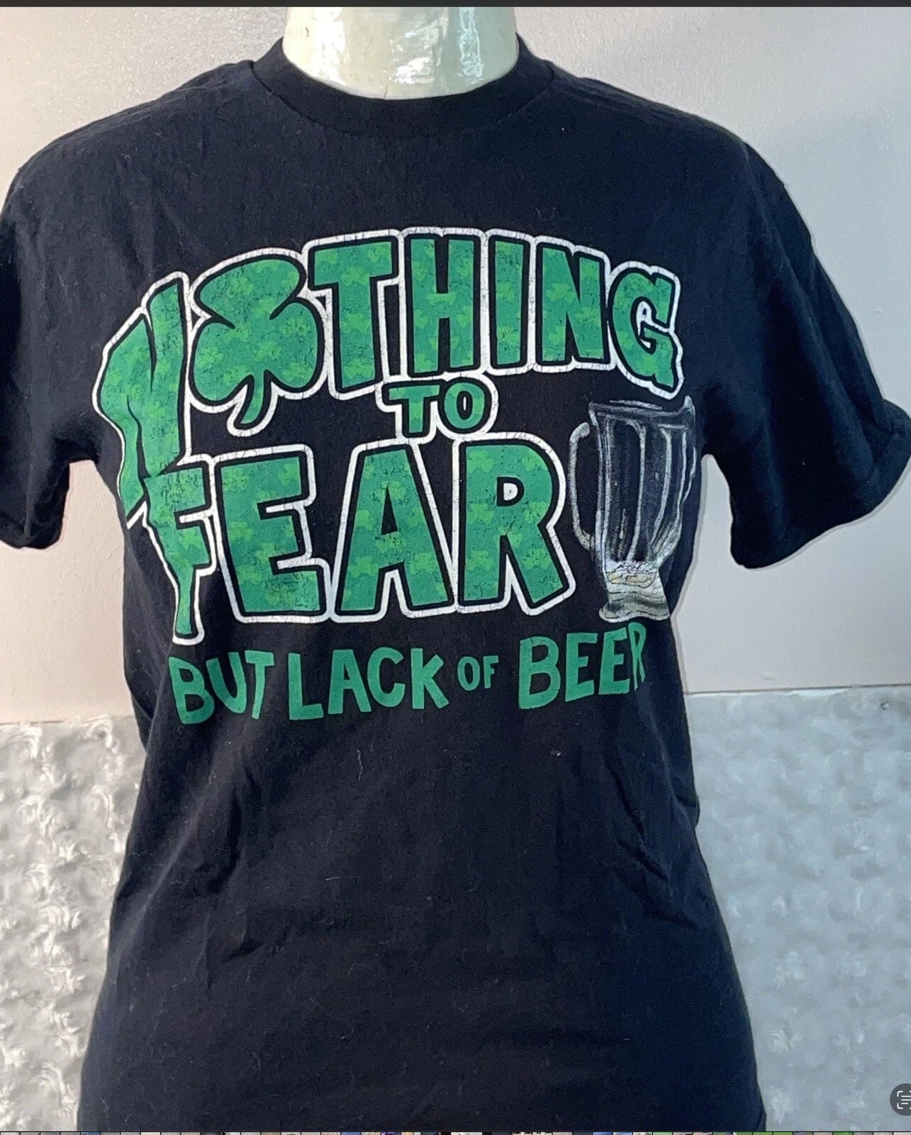 Gilden unisex St. Patrick’s Day T-shirt, green beer, shamrock size Small!