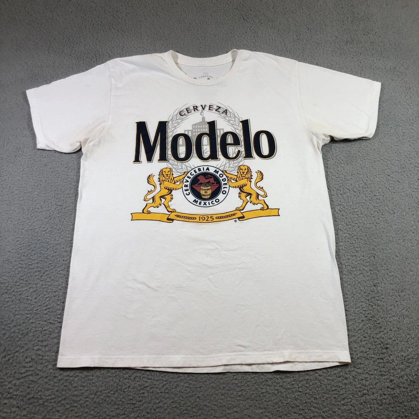 modelo T Shirt Mens L white beer cerveza