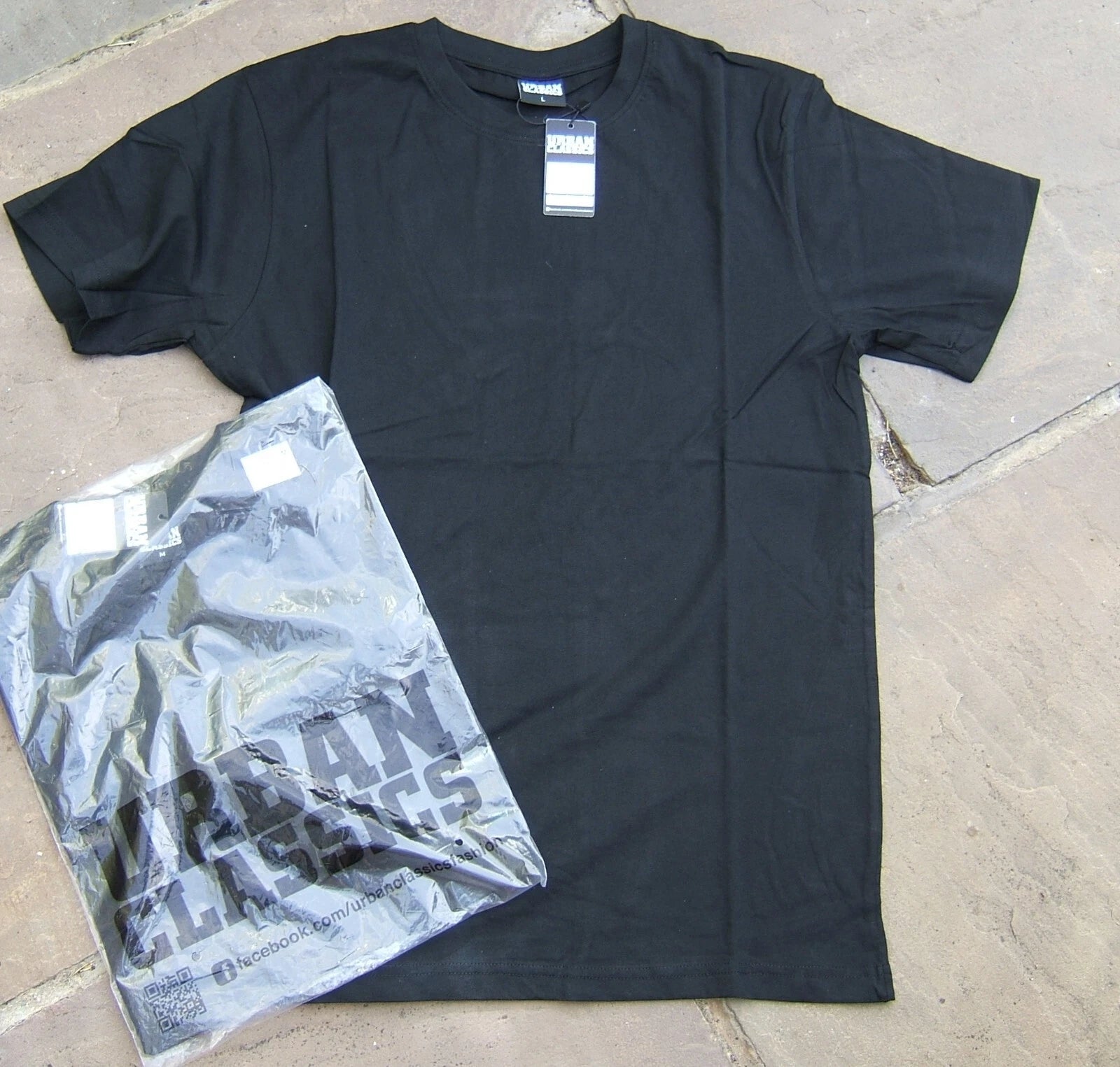 URBAN CLASSIC BLACK TEE T SHIRTS BNWT Unisex and ladies / different sizes