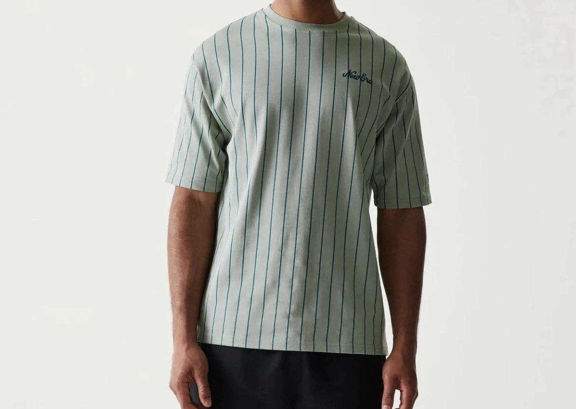 New Era T-Shirt Size M New Shirt Pinstripe Oversized