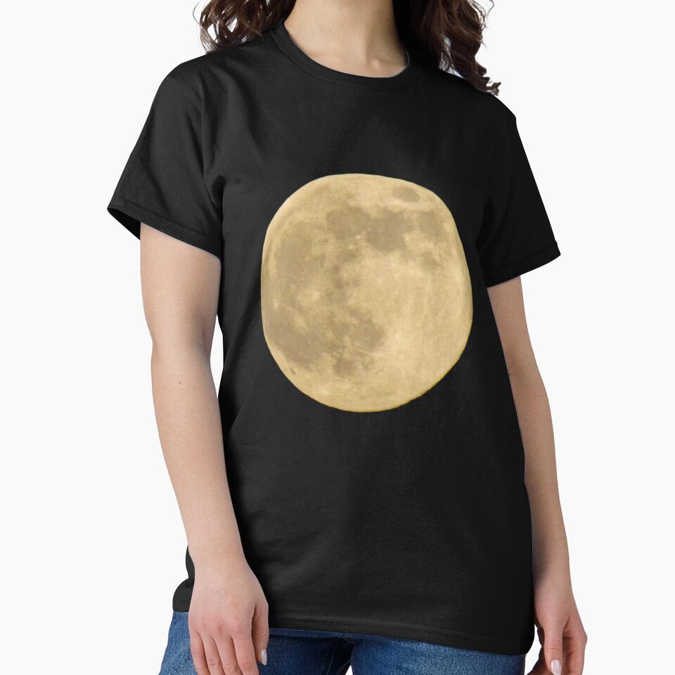 Full moon by Prakriti  Basnet