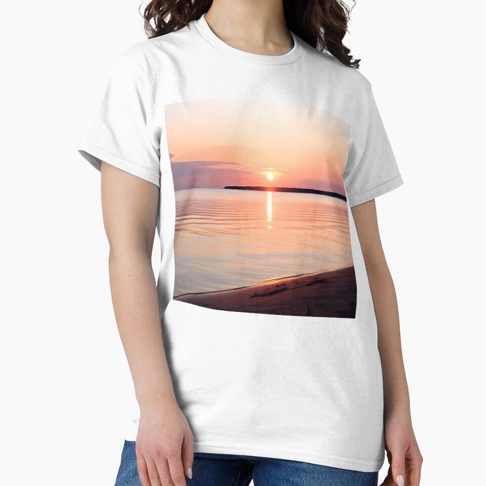 Breathtaking summer beach in sunset by TsubakiSakura34