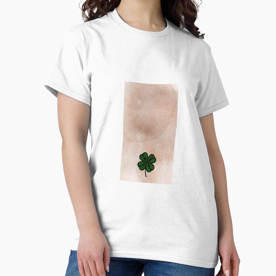 Four leaf clover by Wandcraft