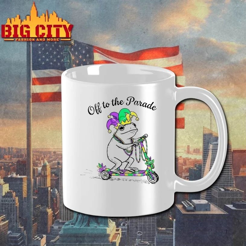 Off To The Parade Mardi Gras Frog On Scooter T-shirt