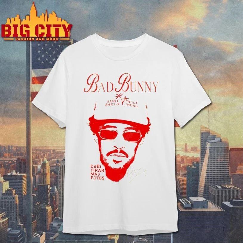 Bad Bunny Debi Tirar Mas Fotos Signature t-shirt