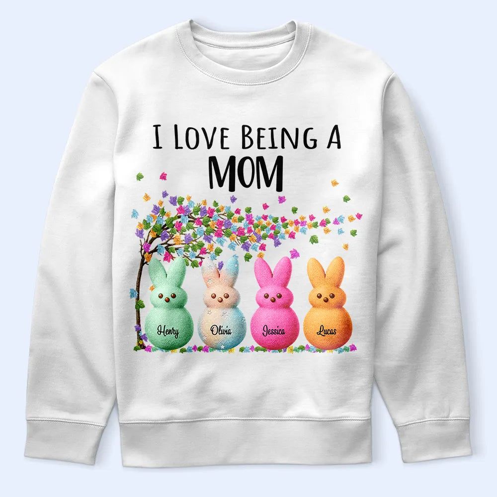 I Love Being A Grandma - Personalized T Shirt