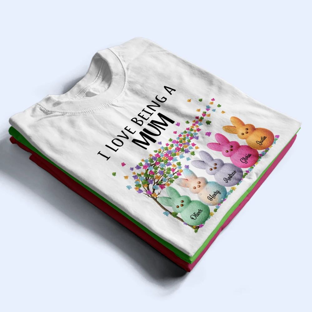 I Love Being A Grandma - Personalized T Shirt