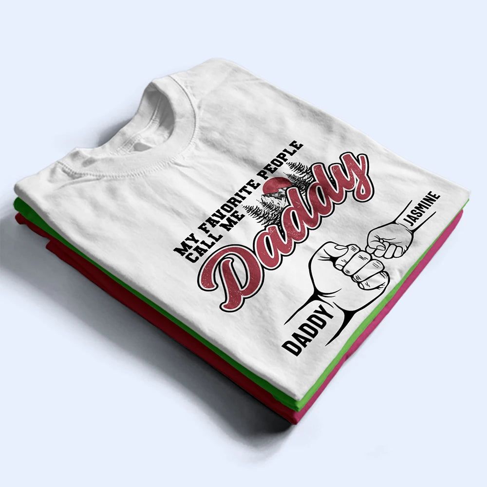 Fist Bumps Vintage This Papa Belongs To - Personalized T Shirt